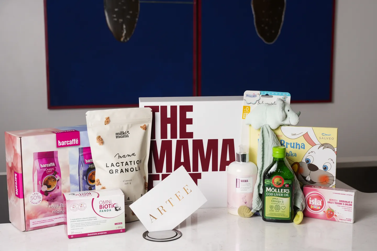 THE MAMA EDIT box s proizvodima za mame i bebe